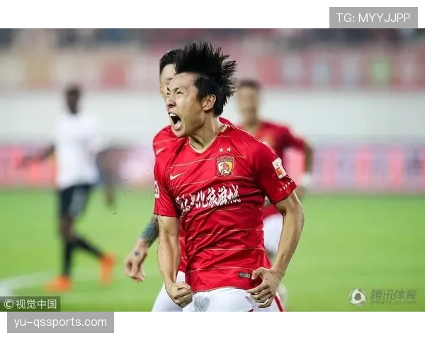 拉什福德连续强突右路撕开防线，关键战进攻角色悄然转变