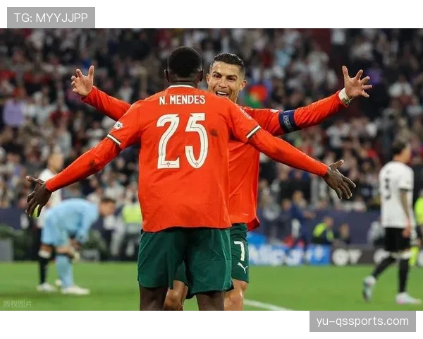 C罗的进攻能力是否依赖体系支撑？战术角色与自主创造机会能力深度解析